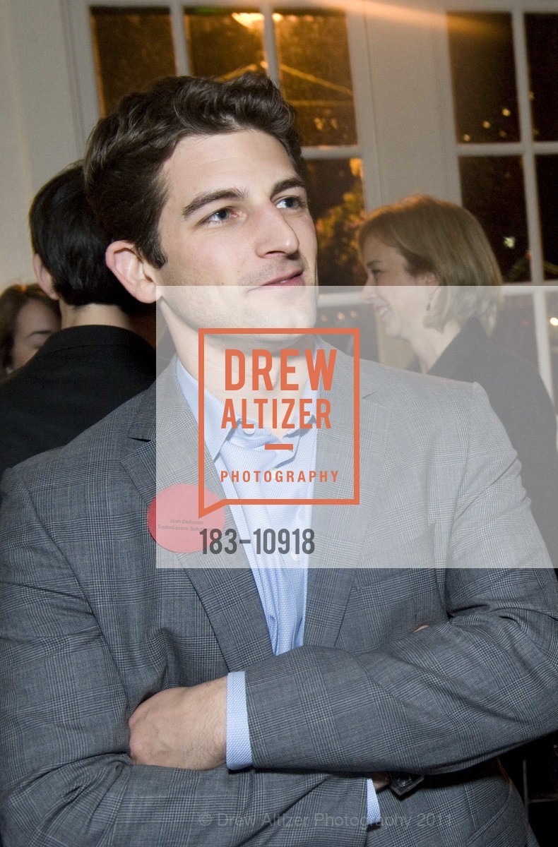 Josh DeFonzo, Photo #183-10918