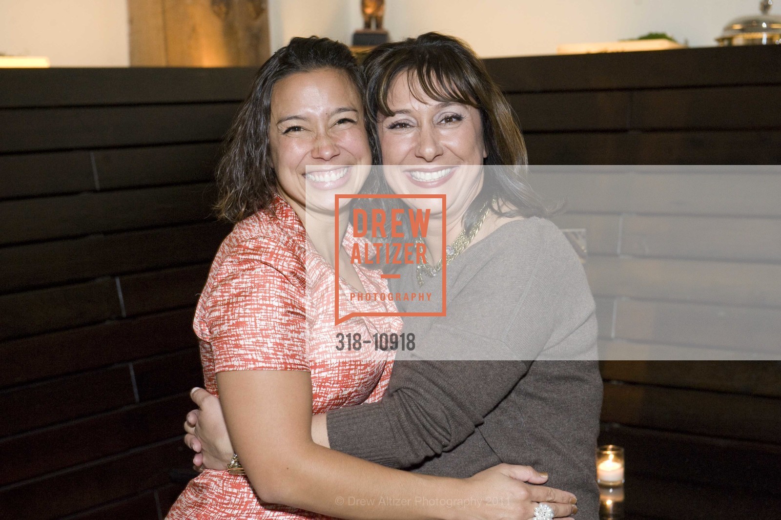 Michelle Bravin, Katherine Eskandanian-Yee, AGENCY360 Annual Fund Raiser Benefiting Mills College Scholarship Fund, US, November 30th, 2011, Photo #318-10918 Michelle Bravin, Katherine Eskandanian-Yee, Photo #318-10918