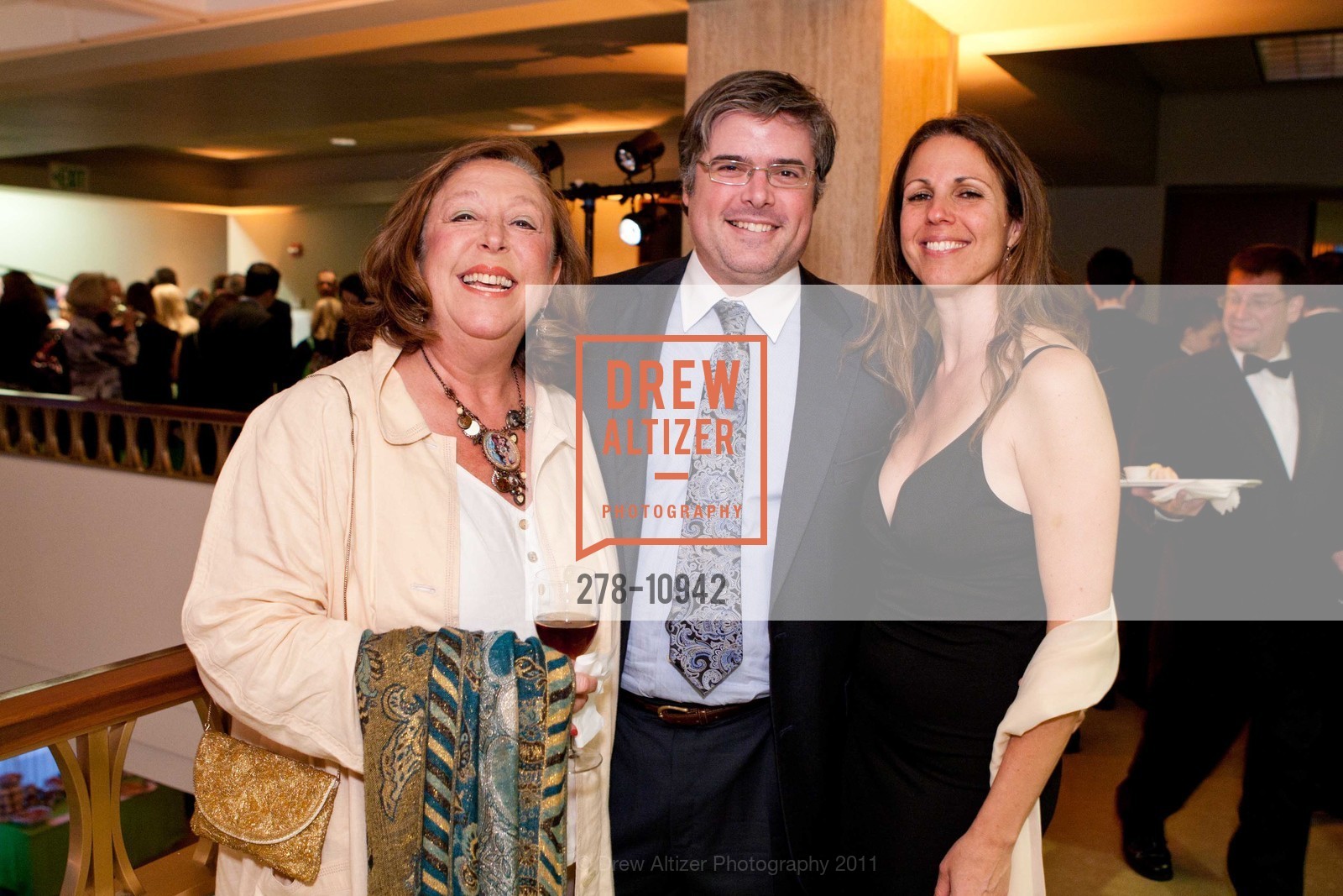 Evalyn Baron, Peter Yonka, Loretta Greco, Photo #278-10942