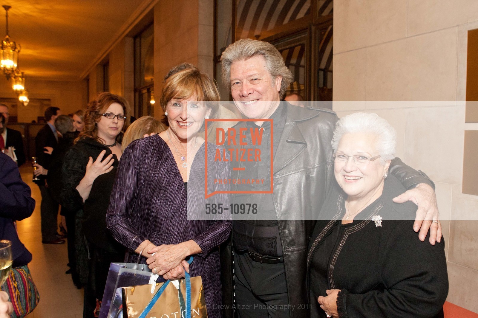 Frederica von Stade, Samuel Ramey, Marilyn Horne, SF OPERA: Celebrating Frederica Von Stade, US, December 3rd, 2011, Photo #585-10978 Frederica von Stade, Samuel Ramey, Marilyn Horne, Photo #585-10978