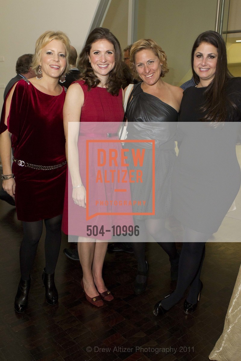 Suzanne Felson, Lisa Wagonfeld, Rebecca Eisenberg, Samantha Rosenberg, CONTEMPORARY JEWISH MUSEUM Family Gala, US, December 3rd, 2011, Photo #504-10996 Suzanne Felson, Lisa Wagonfeld, Rebecca Eisenberg, Samantha Rosenberg, Photo #504-10996