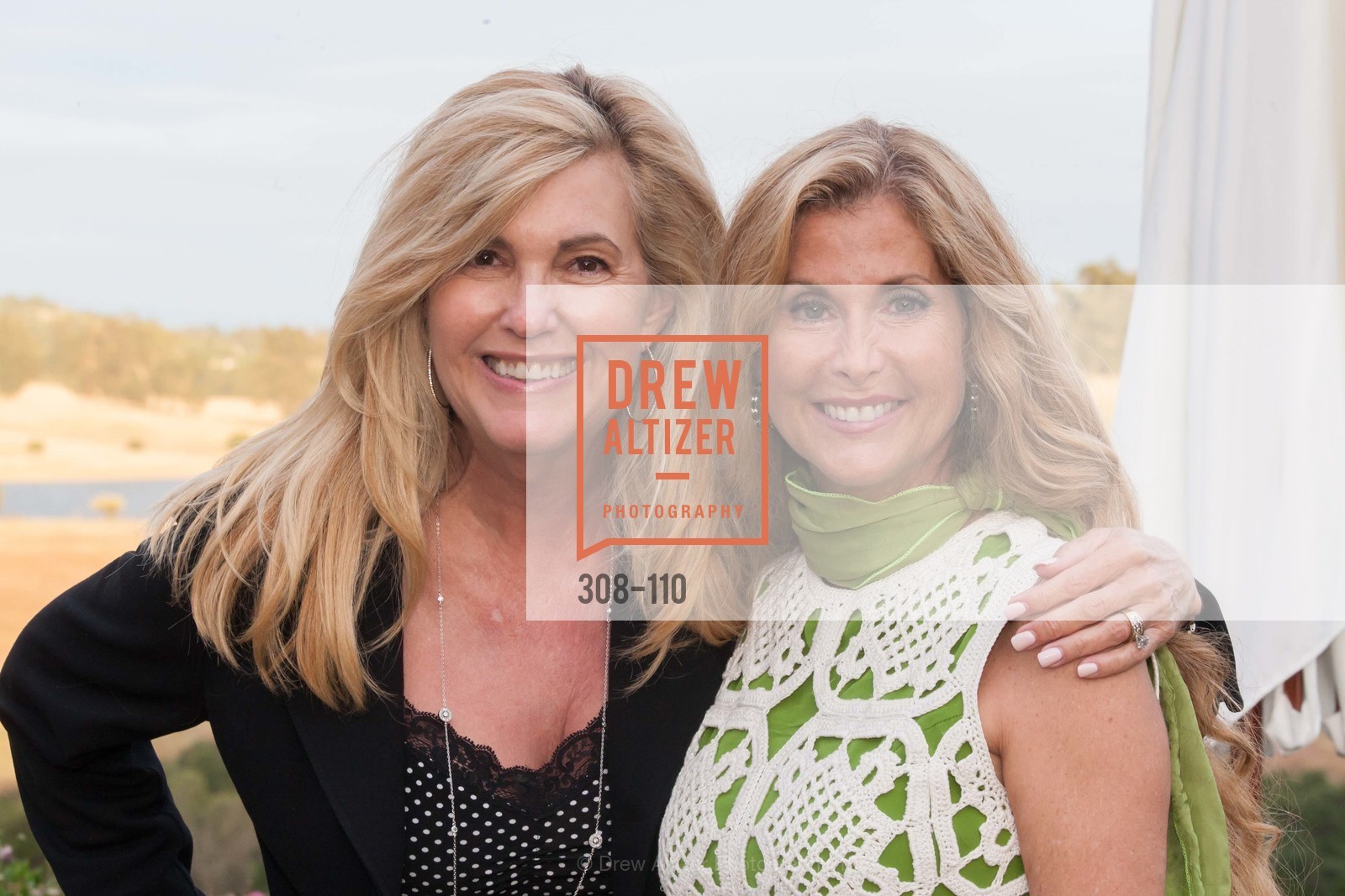 Lori Delgado, Sherry Cagan, LYME AID 2015 Benefiting the Bay Area Lyme Foundation, Private Residence, May 16th, 2015,Drew Altizer, Drew Altizer Photography, full-service agency, private events, San Francisco photographer, photographer california
