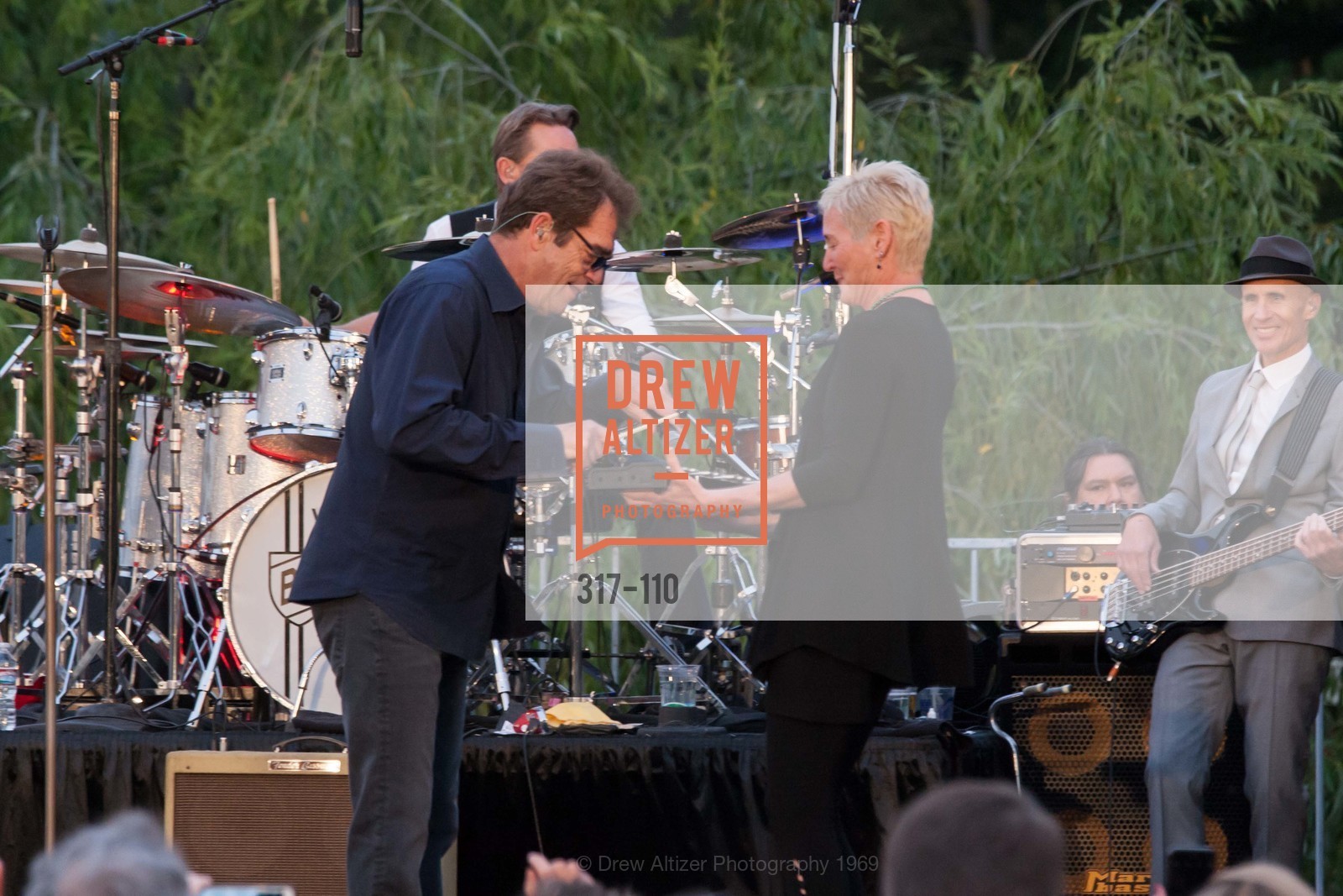Huey Lewis, Cynthia Woods, LYME AID 2015 Benefiting the Bay Area Lyme Foundation, Private Residence, May 16th, 2015,Drew Altizer, Drew Altizer Photography, full-service event agency, private events, San Francisco photographer, photographer California