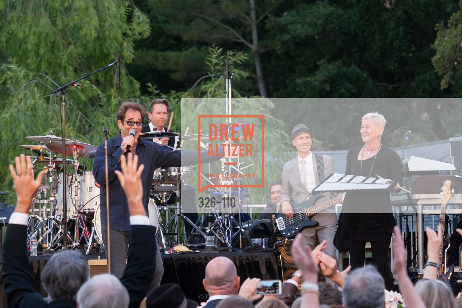 Huey Lewis, Cynthia Woods, LYME AID 2015 Benefiting the Bay Area Lyme Foundation, Private Residence, May 16th, 2015,Drew Altizer, Drew Altizer Photography, full-service event agency, private events, San Francisco photographer, photographer California