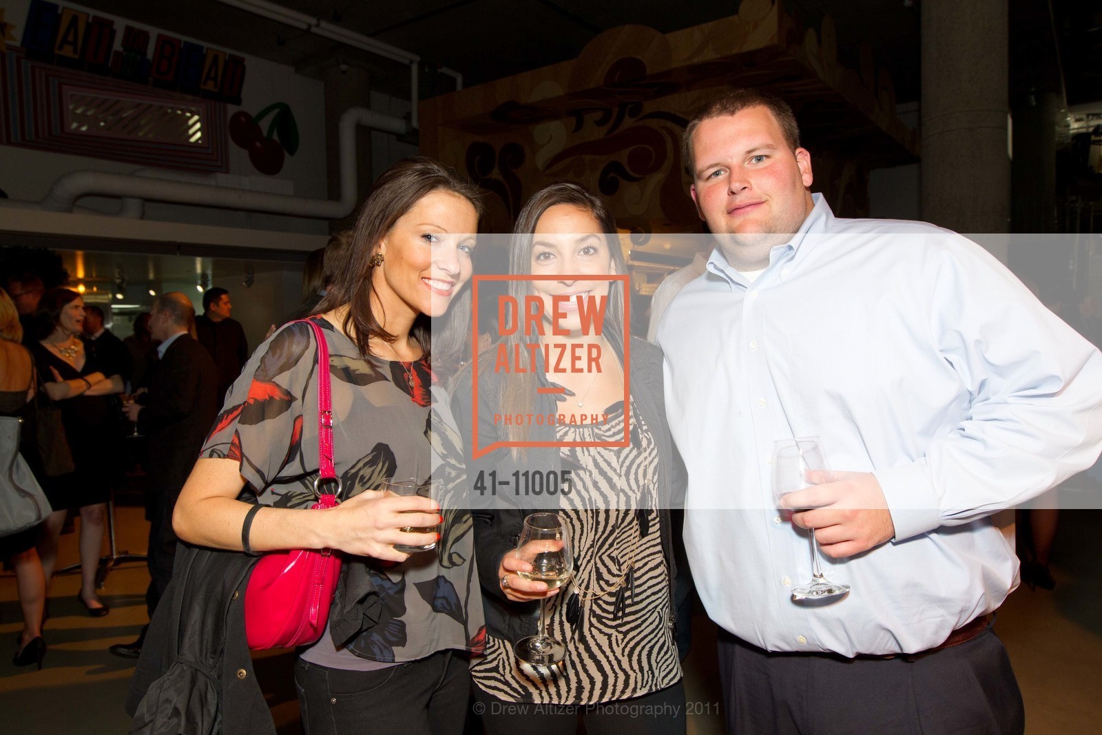 Jamie Lynn Carig, Victoria Makras, Terrence Dempsey, Photo #41-11005