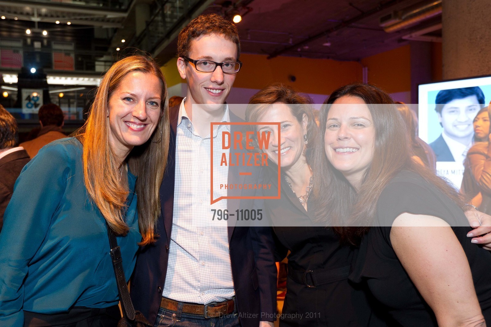 Jen Kodner, Scott Cendrowski, Ruth Kirschner, Tracy Sestili, FORTUNE 40 Under 40, US, October 28th, 2011, Photo #796-11005 Jen Kodner, Scott Cendrowski, Ruth Kirschner, Tracy Sestili, Photo #796-11005