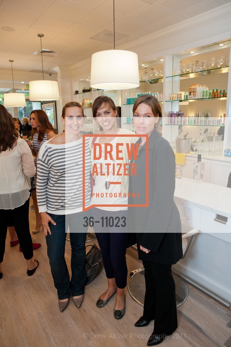 Lauren Barnikow, Wendy Webster, Denise Spanek, DRYBAR San Francisco Opens on Fillmore Street, US, June 29th, 2011, Photo #36-11023 Lauren Barnikow, Wendy Webster, Denise Spanek, Photo #36-11023
