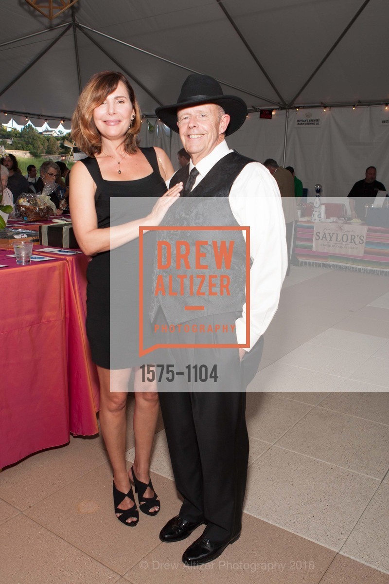 Lani Hoge, Bill Johnson, Great Chefs and Wineries Benefits Gala, Peacock Gap Country Club in San Rafael. 333 Biscayne Dr, San Rafael, CA 94901, April 16th, 2016, Photo #1575-1104 Lani Hoge, Bill Johnson, Photo #1575-1104