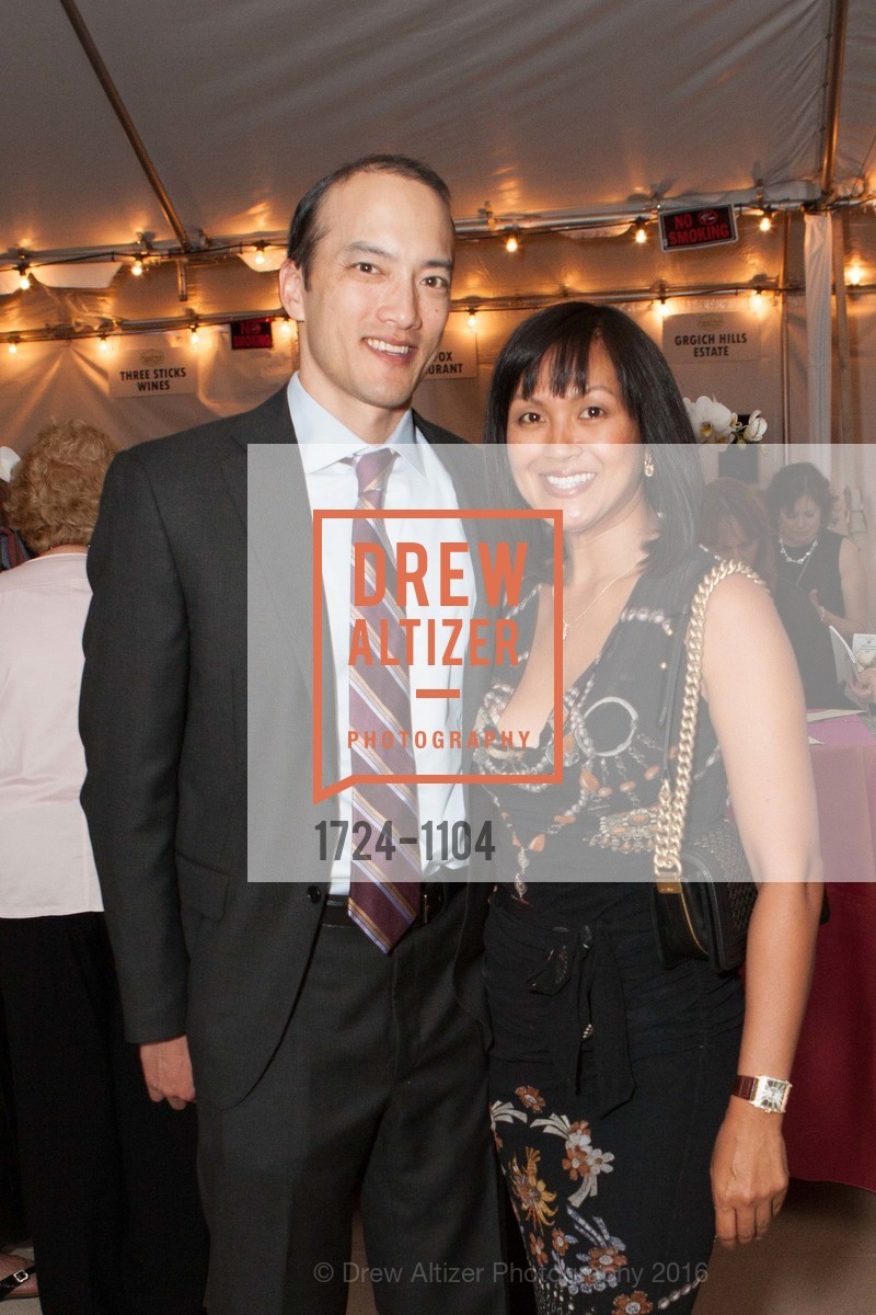 Robert Hee, Sophia Hee, Great Chefs and Wineries Benefits Gala, Peacock Gap Country Club in San Rafael. 333 Biscayne Dr, San Rafael, CA 94901, April 16th, 2016, Photo #1724-1104 Robert Hee, Sophia Hee, Photo #1724-1104