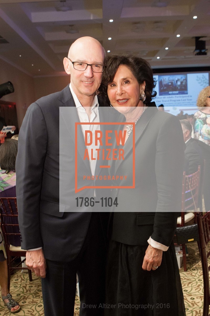Mark Schatzberg, Susan Schatzberg, Great Chefs and Wineries Benefits Gala, Peacock Gap Country Club in San Rafael. 333 Biscayne Dr, San Rafael, CA 94901, April 16th, 2016, Photo #1786-1104 Mark Schatzberg, Susan Schatzberg, Photo #1786-1104