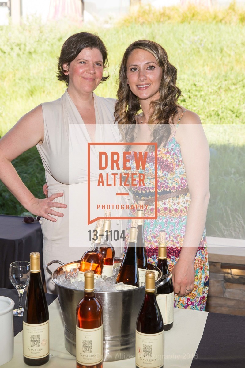 Michelle Robson, Julia Berry, Great Chefs and Wineries Benefits Gala, Peacock Gap Country Club in San Rafael. 333 Biscayne Dr, San Rafael, CA 94901, April 16th, 2016, Photo #13-1104 Michelle Robson, Julia Berry, Photo #13-1104