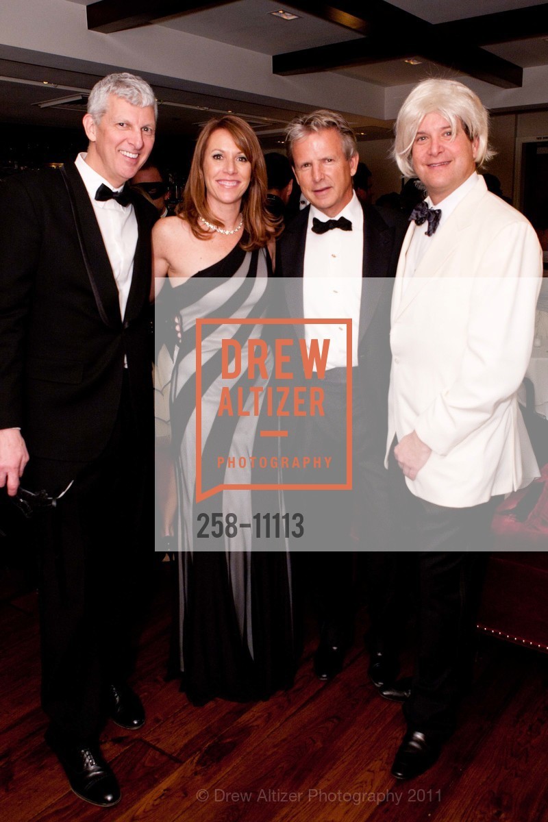 Bridget Davis, Bob Falkenberg, Marty Korman, TRUMAN CAPOTE'S Black and White Masked Ball, US, January 8th, 2011, Photo #258-11113 Bridget Davis, Bob Falkenberg, Marty Korman, Photo #258-11113