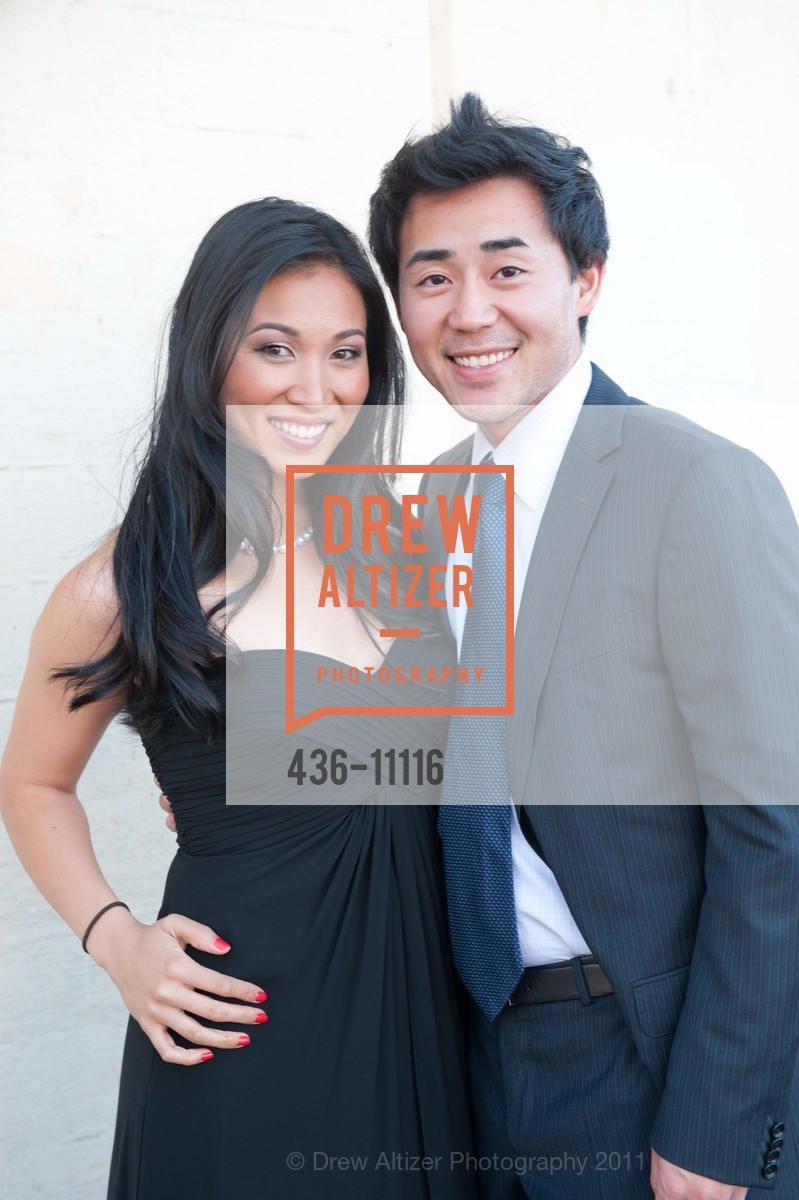 Hannah Kim, James Kim, MEALS ON WHEELS 24th Annual Star Chefs & Vintners Gala, US, May 15th, 2011, Photo #436-11116 Hannah Kim, James Kim, Photo #436-11116