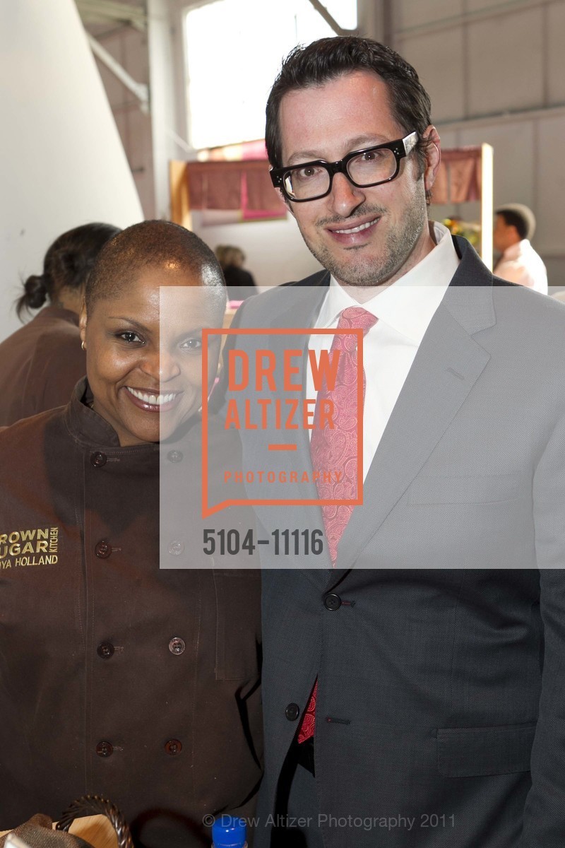 Tanya Holland, Phil Surkis, MEALS ON WHEELS 24th Annual Star Chefs & Vintners Gala, US, May 15th, 2011, Photo #5104-11116 Tanya Holland, Phil Surkis, Photo #5104-11116