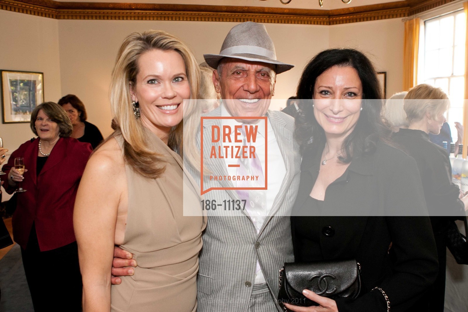 Stephanie Tuttle, Gary Malazian, Petra Vorsteher, SF OPERA Pre-Party Spring Gala 2011, Revelry on the Rhine, US, May 16th, 2011, Photo #186-11137 Stephanie Tuttle, Gary Malazian, Petra Vorsteher, Photo #186-11137