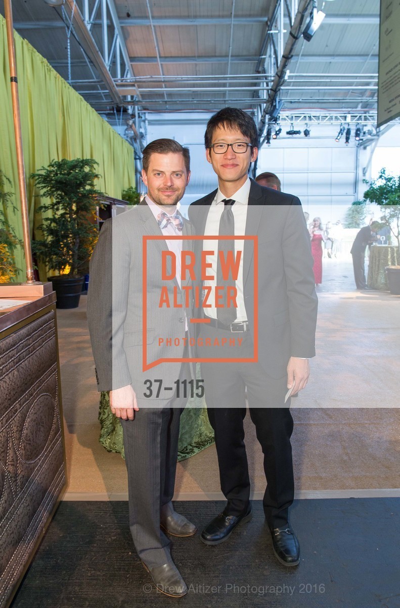 Jay Bordeleau, Anthony Lee, Meals on Wheels 29th Annual Star Chefs & Vintners Gala, Fort Mason Center. 2 Marina Blvd, April 17th, 2016, Photo #37-1115 Jay Bordeleau, Anthony Lee, Photo #37-1115