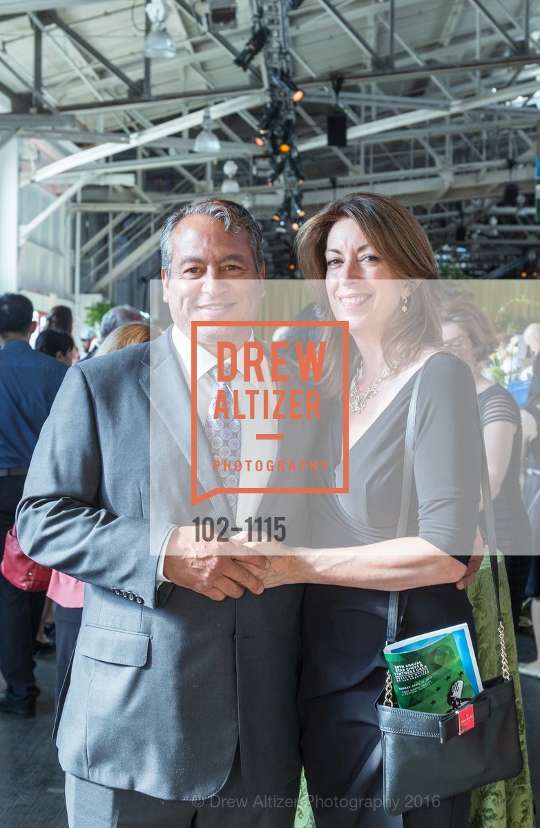 Steve Lamothe, Allison Lemothe, Meals on Wheels 29th Annual Star Chefs & Vintners Gala, Fort Mason Center. 2 Marina Blvd, April 17th, 2016, Photo #102-1115 Steve Lamothe, Allison Lemothe, Photo #102-1115