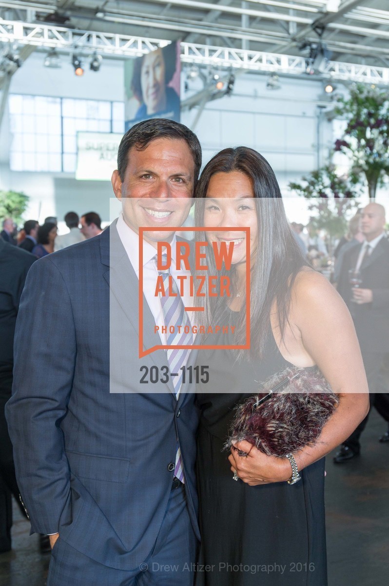 Andy Stulbarg, Michelle Stulbarg, Meals on Wheels 29th Annual Star Chefs & Vintners Gala, Fort Mason Center. 2 Marina Blvd, April 17th, 2016, Photo #203-1115 Andy Stulbarg, Michelle Stulbarg, Photo #203-1115