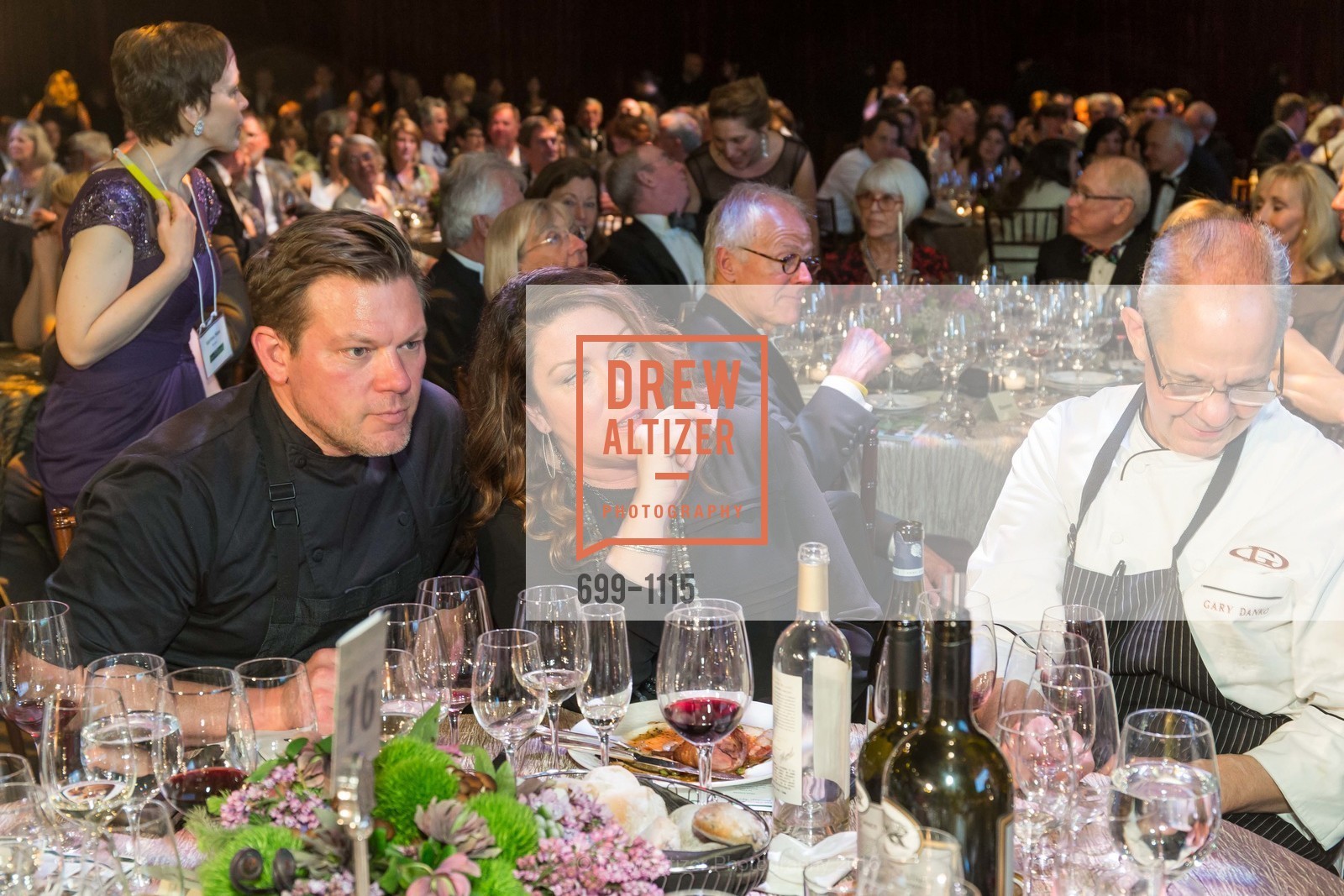 Tyler Florence, Tolan Florence, Meals on Wheels 29th Annual Star Chefs & Vintners Gala, Fort Mason Center. 2 Marina Blvd, April 17th, 2016, Photo #699-1115 Tyler Florence, Tolan Florence, Photo #699-1115