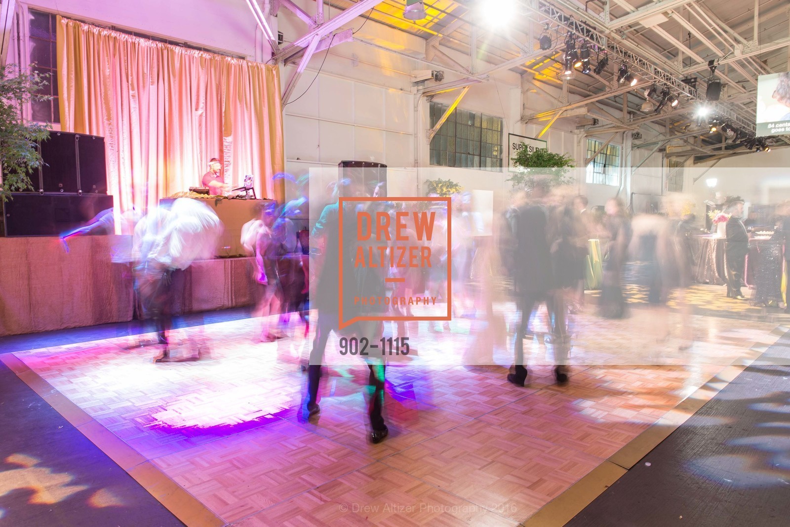 Atmosphere, Meals on Wheels 29th Annual Star Chefs & Vintners Gala, Fort Mason Center. 2 Marina Blvd, April 17th, 2016, Photo #902-1115 Atmosphere, Photo #902-1115