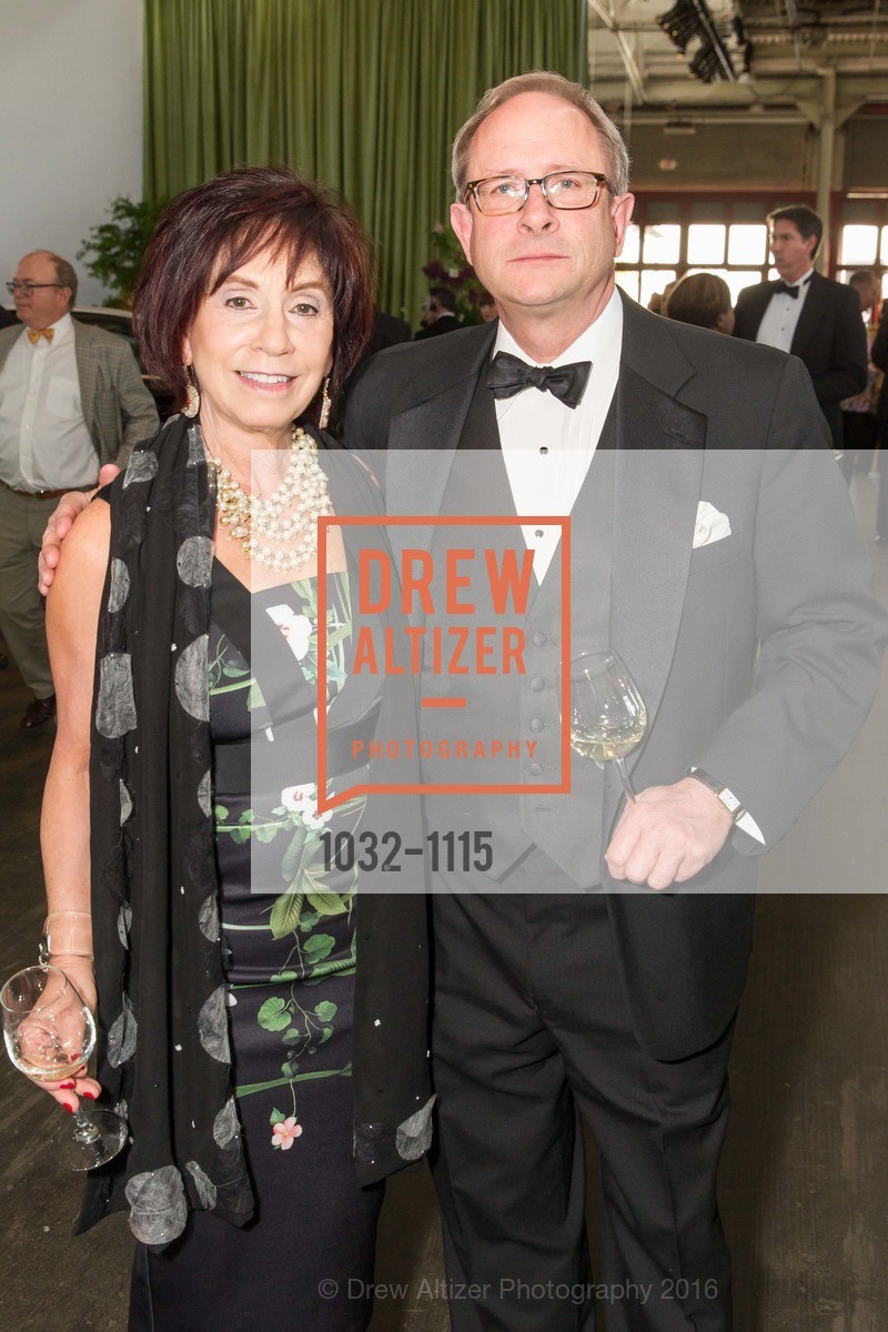 Kay Rousseau, Stuart Montgomery, Meals on Wheels 29th Annual Star Chefs & Vintners Gala, Fort Mason Center. 2 Marina Blvd, April 17th, 2016, Photo #1032-1115 Kay Rousseau, Stuart Montgomery, Photo #1032-1115