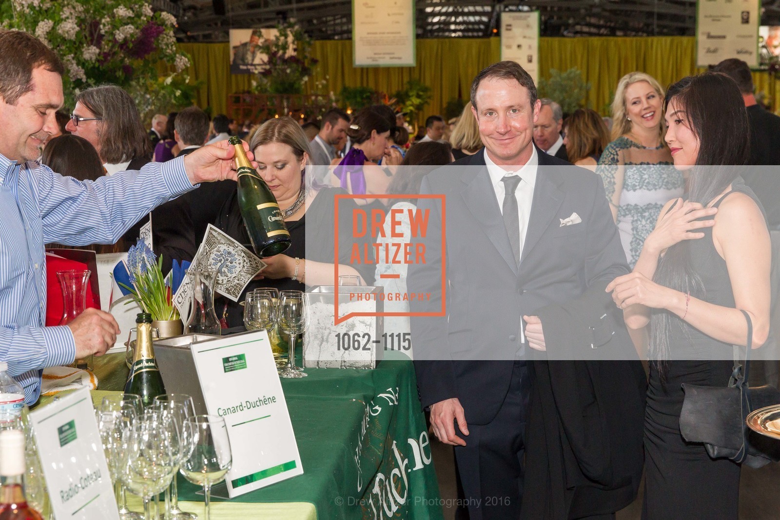 Atmosphere, Meals on Wheels 29th Annual Star Chefs & Vintners Gala, Fort Mason Center. 2 Marina Blvd, April 17th, 2016, Photo #1062-1115 Atmosphere, Photo #1062-1115