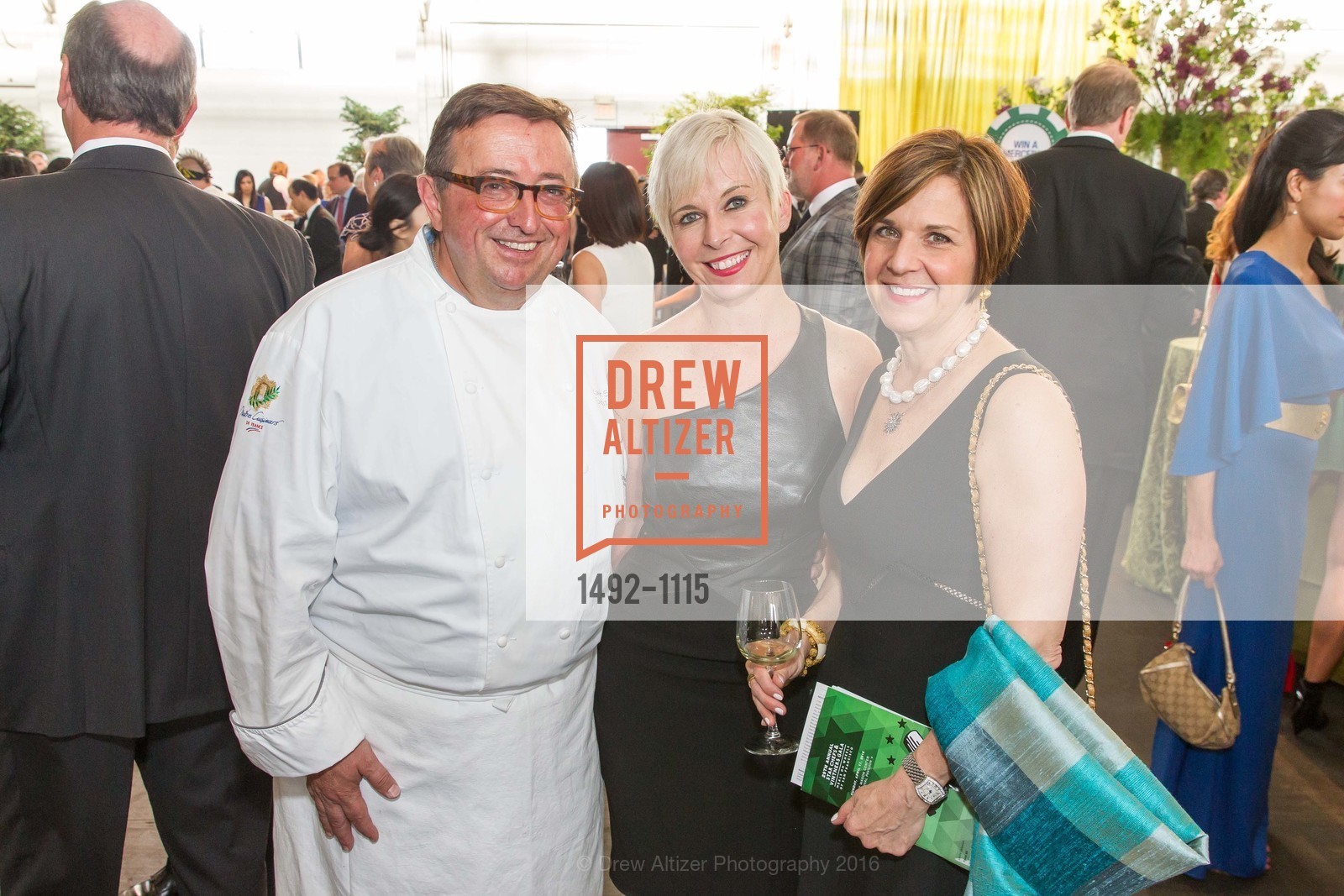 Xavier Solomon, Camila Frederico, Laura Solomon, Meals on Wheels 29th Annual Star Chefs & Vintners Gala, Fort Mason Center. 2 Marina Blvd, April 17th, 2016, Photo #1492-1115 Xavier Solomon, Camila Frederico, Laura Solomon, Photo #1492-1115