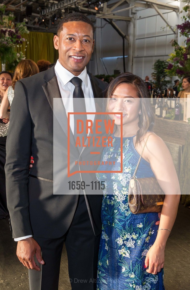 Terrell Armstrong, Helen Conti, Meals on Wheels 29th Annual Star Chefs & Vintners Gala, Fort Mason Center. 2 Marina Blvd, April 17th, 2016, Photo #1659-1115 Terrell Armstrong, Helen Conti, Photo #1659-1115