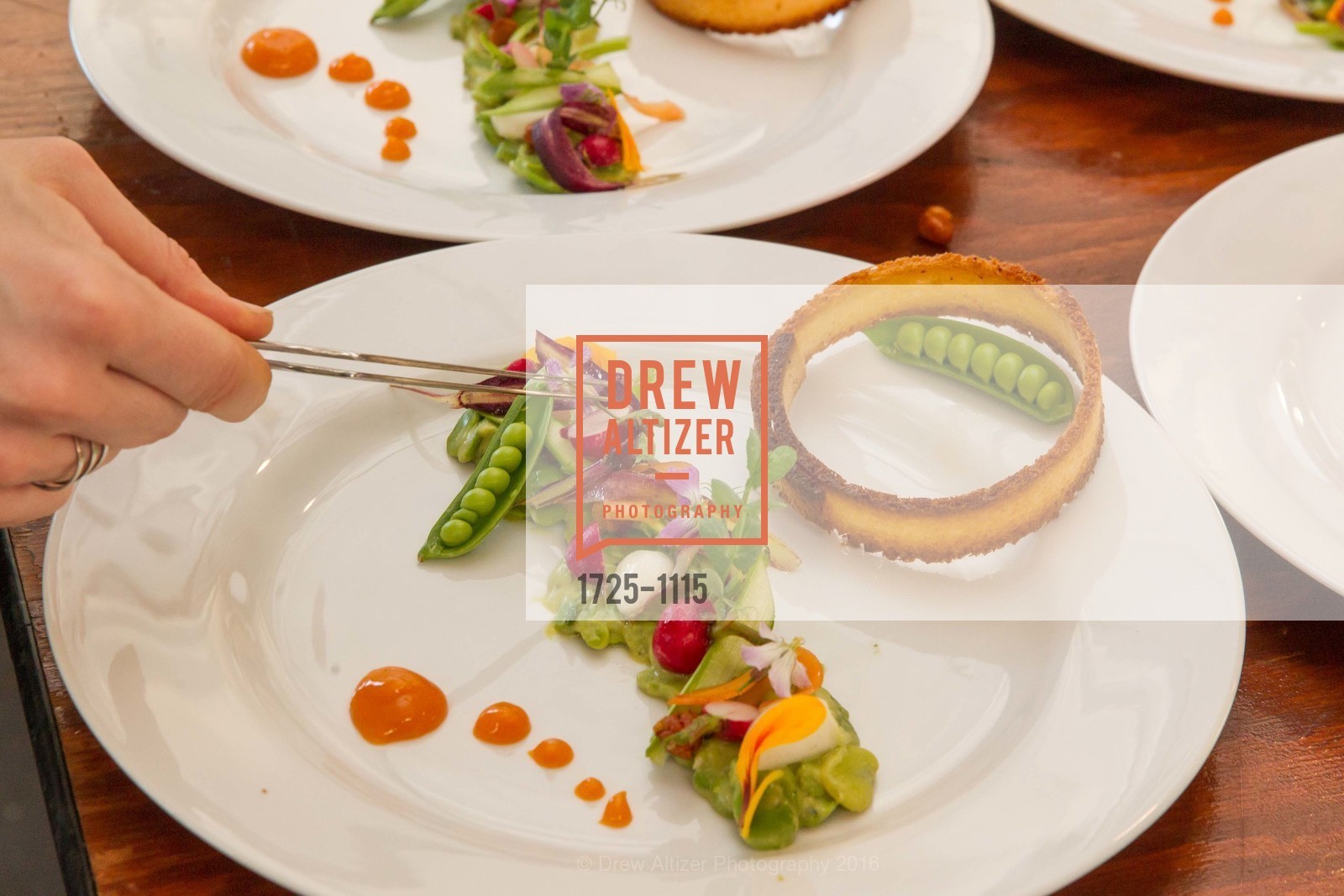 Atmosphere, Meals on Wheels 29th Annual Star Chefs & Vintners Gala, Fort Mason Center. 2 Marina Blvd, April 17th, 2016, Photo #1725-1115 Atmosphere, Photo #1725-1115