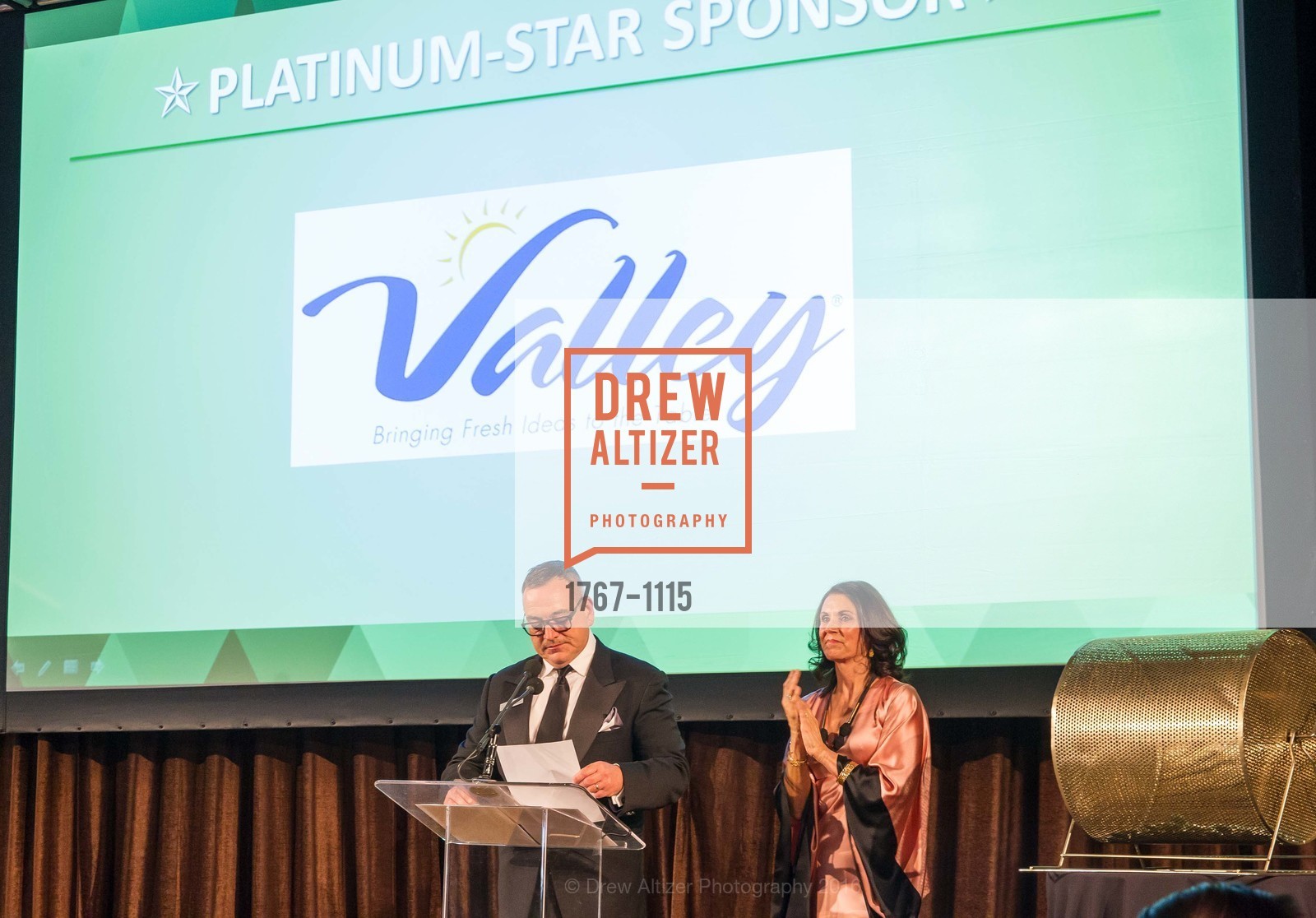 Ashley McCumber, Lois Chess, Meals on Wheels 29th Annual Star Chefs & Vintners Gala, Fort Mason Center. 2 Marina Blvd, April 17th, 2016, Photo #1767-1115 Ashley McCumber, Lois Chess, Photo #1767-1115