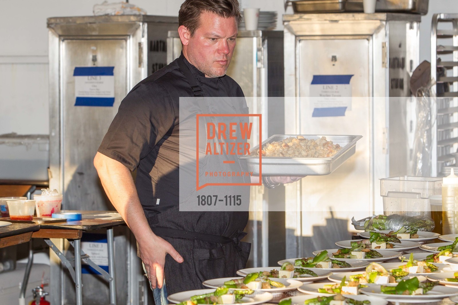 Tyler Florence, Meals on Wheels 29th Annual Star Chefs & Vintners Gala, Fort Mason Center. 2 Marina Blvd, April 17th, 2016, Photo #1807-1115 Tyler Florence, Photo #1807-1115