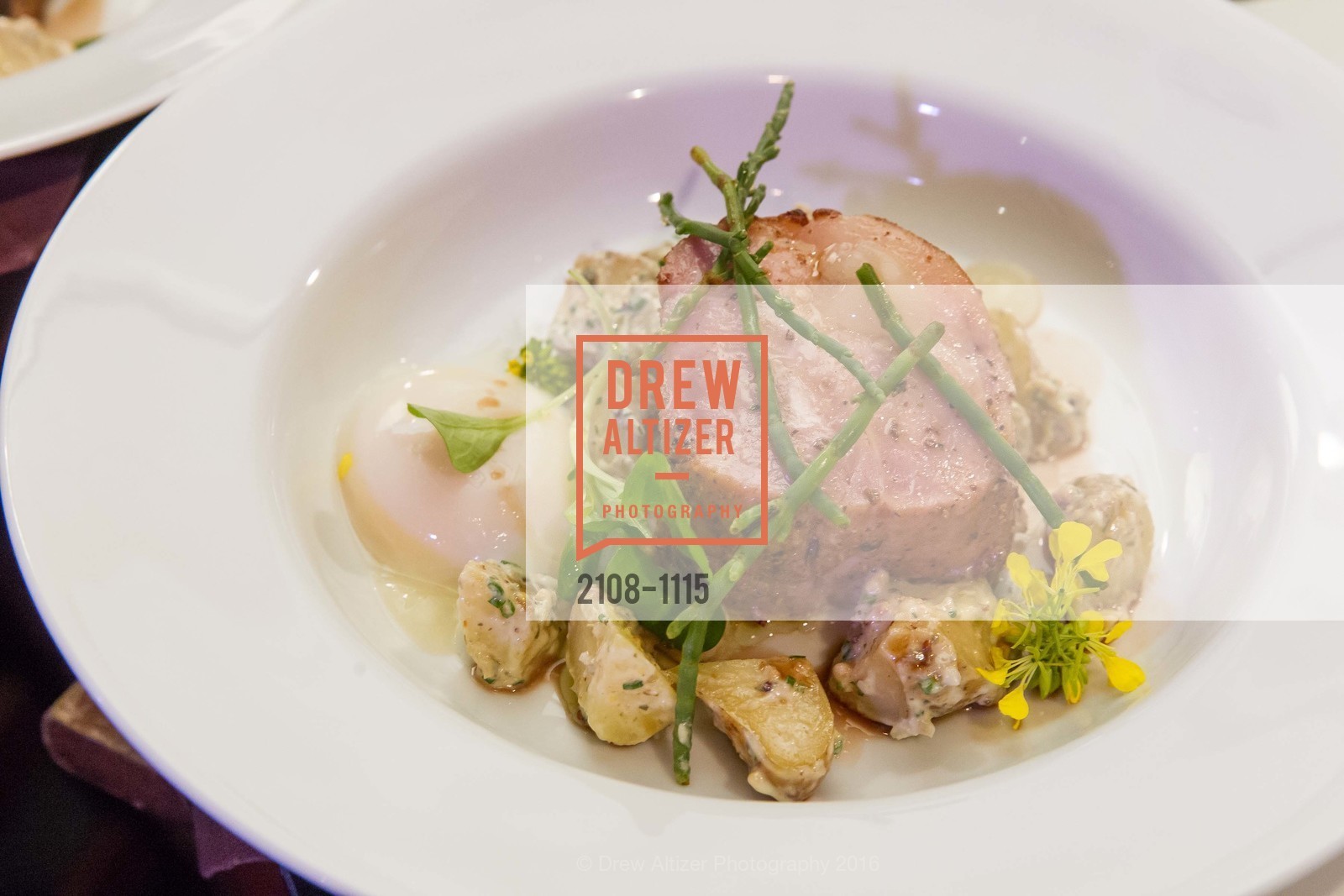 Atmosphere, Meals on Wheels 29th Annual Star Chefs & Vintners Gala, Fort Mason Center. 2 Marina Blvd, April 17th, 2016, Photo #2108-1115 Atmosphere, Photo #2108-1115