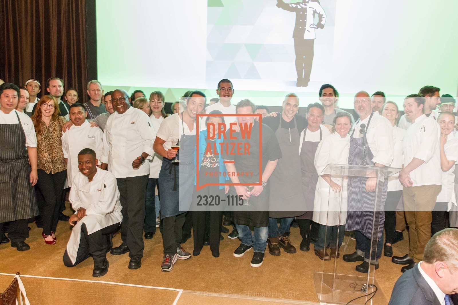 Group Photo, Meals on Wheels 29th Annual Star Chefs & Vintners Gala, Fort Mason Center. 2 Marina Blvd, April 17th, 2016, Photo #2320-1115 Group Photo, Photo #2320-1115