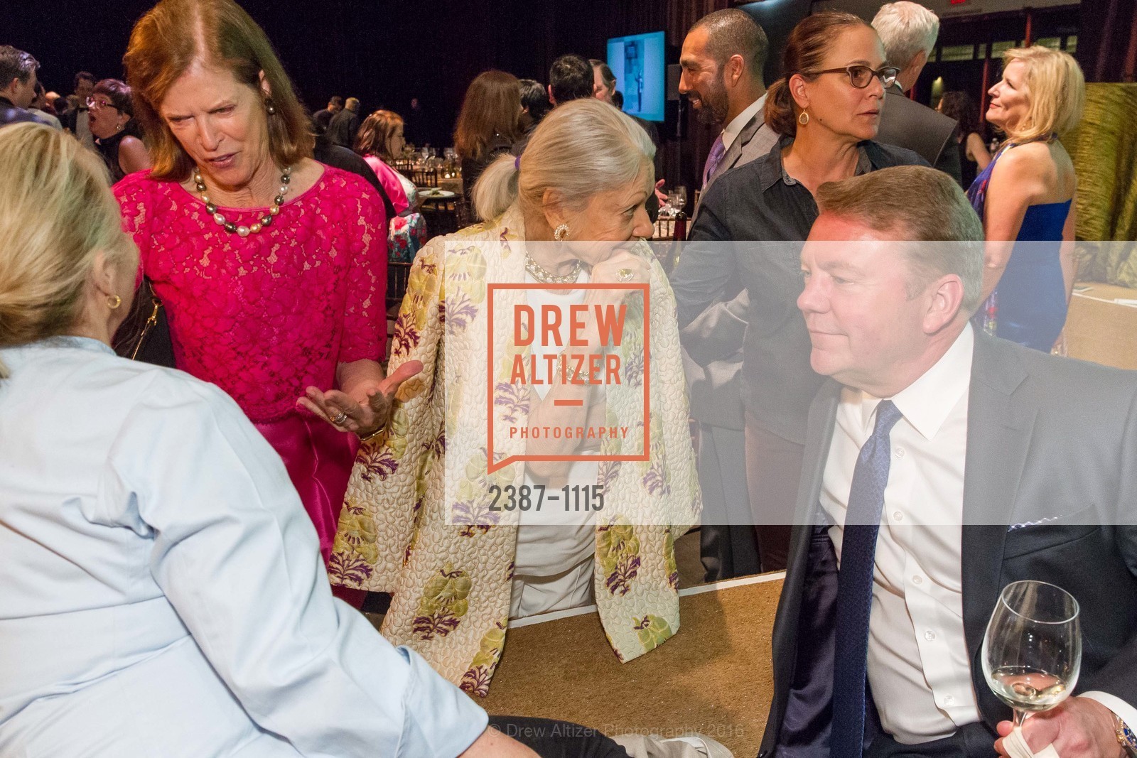 Denise Hale, Meals on Wheels 29th Annual Star Chefs & Vintners Gala, Fort Mason Center. 2 Marina Blvd, April 17th, 2016, Photo #2387-1115 Denise Hale, Photo #2387-1115