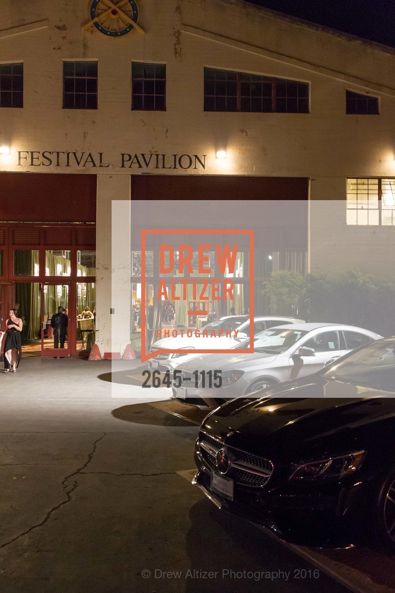 Atmosphere, Meals on Wheels 29th Annual Star Chefs & Vintners Gala, Fort Mason Center. 2 Marina Blvd, April 17th, 2016, Photo #2645-1115 Atmosphere, Photo #2645-1115