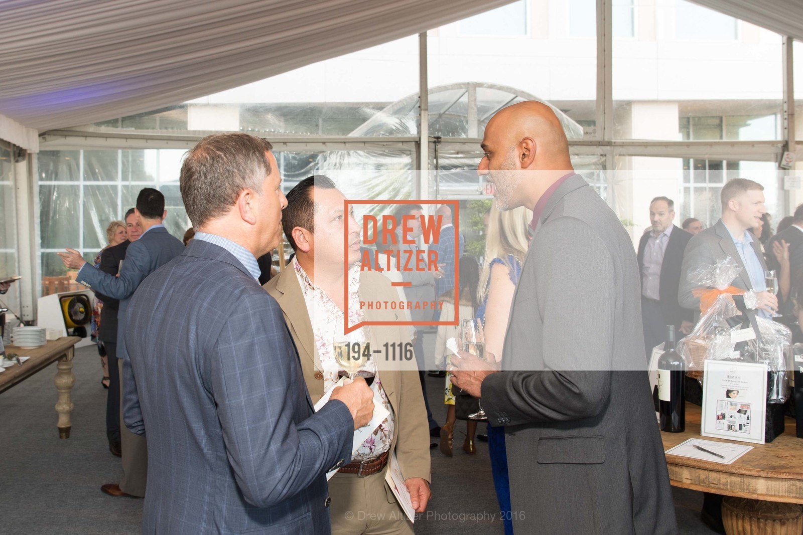 Atmosphere, Family Builders 40th Anniversary Celebration, St. Regis, April 19th, 2016, Photo #194-1116 Atmosphere, Photo #194-1116