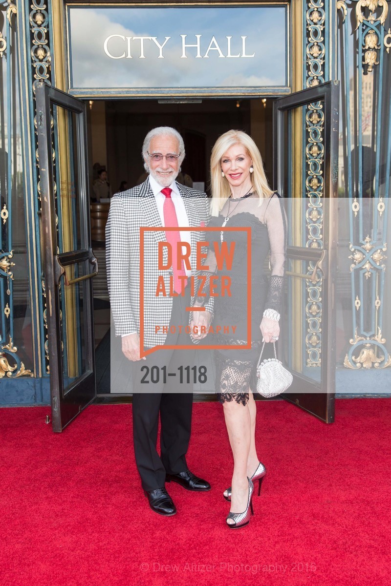 Ted Deikel, Pamala Deikel, San Francisco Opera Guild Presents Nod to Mod Ball Celebrating Matthew Shilvock, City Hall. 1 Dr Carlton B Goodlett Pl, April 20th, 2016, Photo #201-1118 Ted Deikel, Pamala Deikel, Photo #201-1118