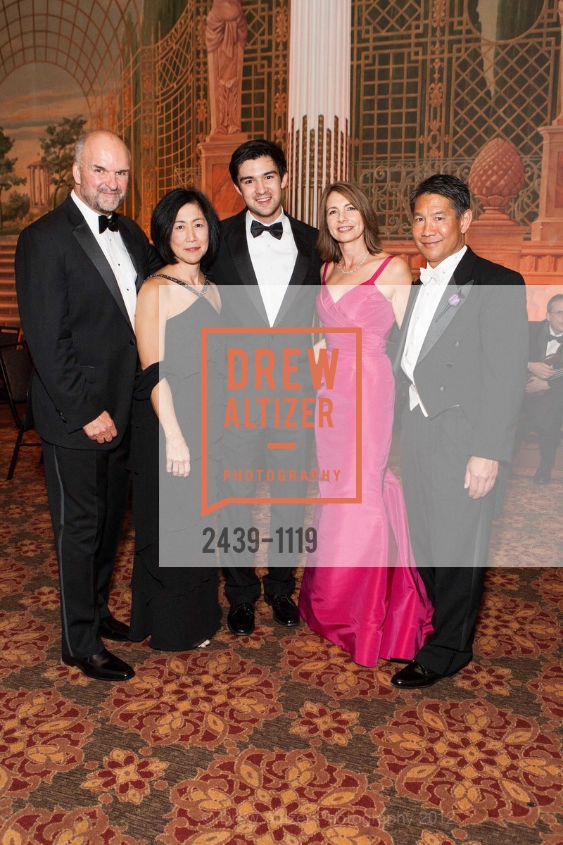 Charlie Bremer, Carolyn Bremer, Nathan Bremer, Carol Louie, Kevin Louie, The San Francisco Debutante Ball, Westin St. Francis, June 22nd, 2012, Photo #2439-1119 Charlie Bremer, Carolyn Bremer, Nathan Bremer, Carol Louie, Kevin Louie, Photo #2439-1119