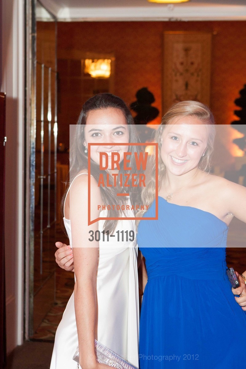 Sophia Ebelt, Kaly Leonoudakis, Photo #3011-1119