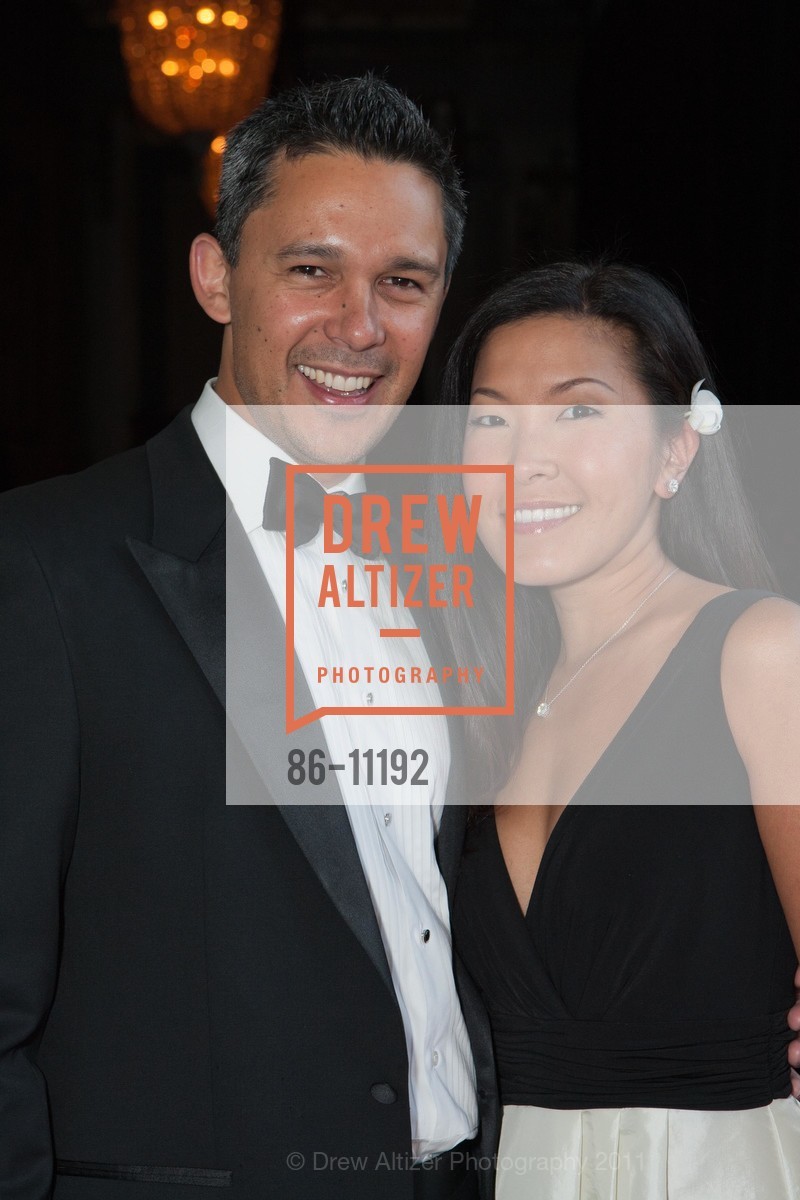 Andrew Generalao, Susan Pi, A Love Supreme, the 2nd Annual GLIDE Legacy Gala, US, July 11th, 2011, Photo #86-11192 Andrew Generalao, Susan Pi, Photo #86-11192