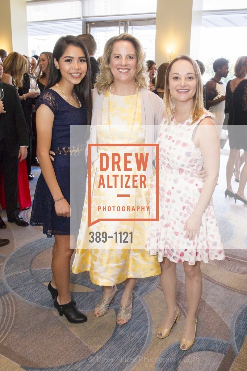 Karla Mendoza, Dawn Kruger, Sharon Niv, Photo #389-1121