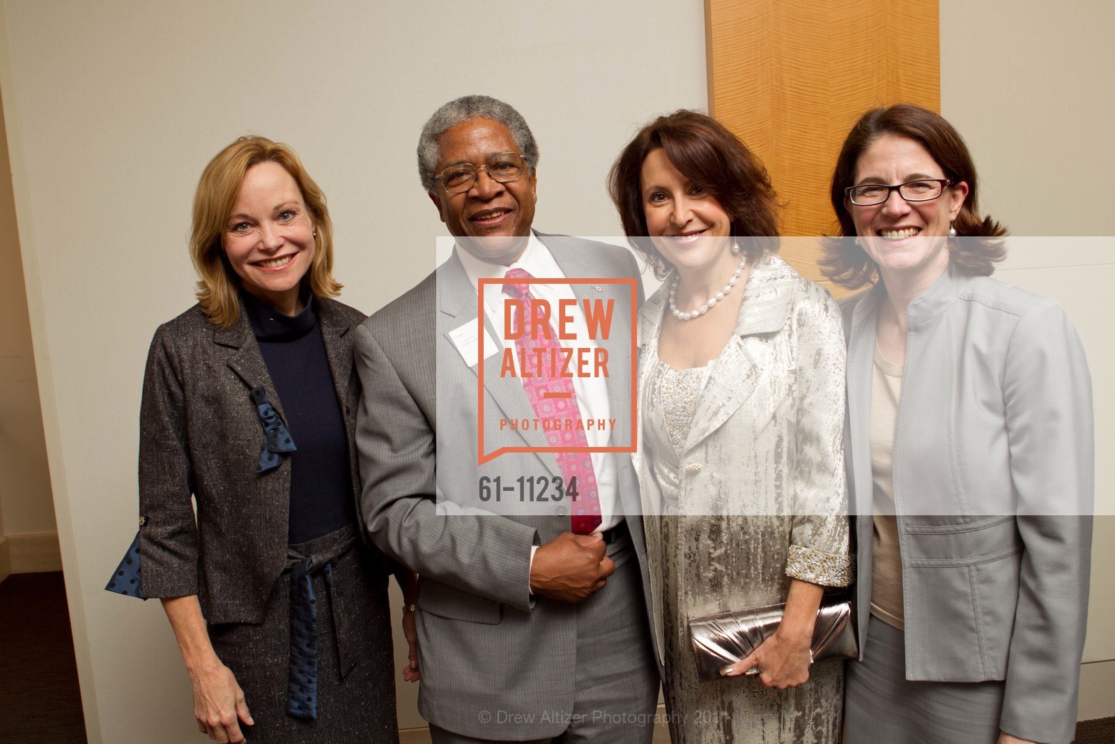 Janice Zakin, Harold Brooks, Susan Atherton, Hope Jarvis, RED CROSS Corporate Reception Honoring Joseph Saunders Chairman and CEO of Visa, US, November 1st, 2011, Photo #61-11234 Janice Zakin, Harold Brooks, Susan Atherton, Hope Jarvis, Photo #61-11234