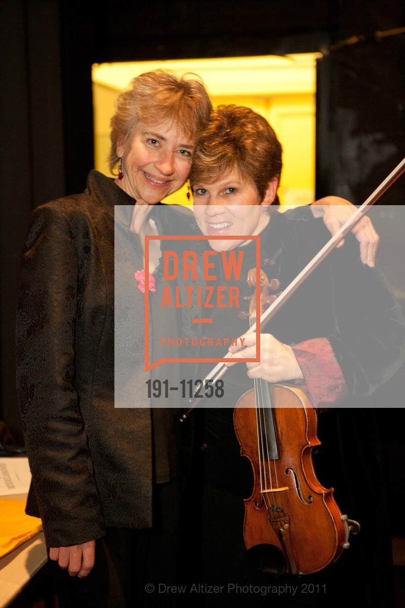 Robin Mayforth, Dawn Harms, NEW CENTURY CHAMBER ORCHESTRA'S 20th Anniversary Gala, US, November 5th, 2011, Photo #191-11258 Robin Mayforth, Dawn Harms, Photo #191-11258