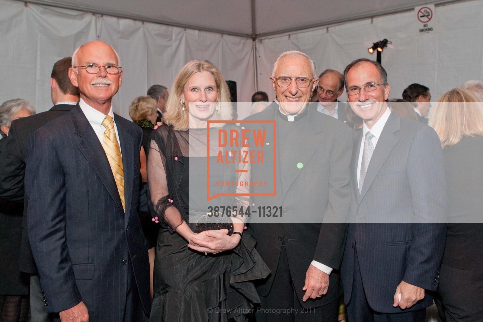 Philip Cazahous, Melissa Redmond, Father John Lo Schiavo, Michael Bozzini, UNIVERSITY OF CALIFORNIA SAN FRANCISCO Prize Dinner, US, November 1st, 2011, Photo #3876544-11321 Philip Cazahous, Melissa Redmond, Father John Lo Schiavo, Michael Bozzini, Photo #3876544-11321