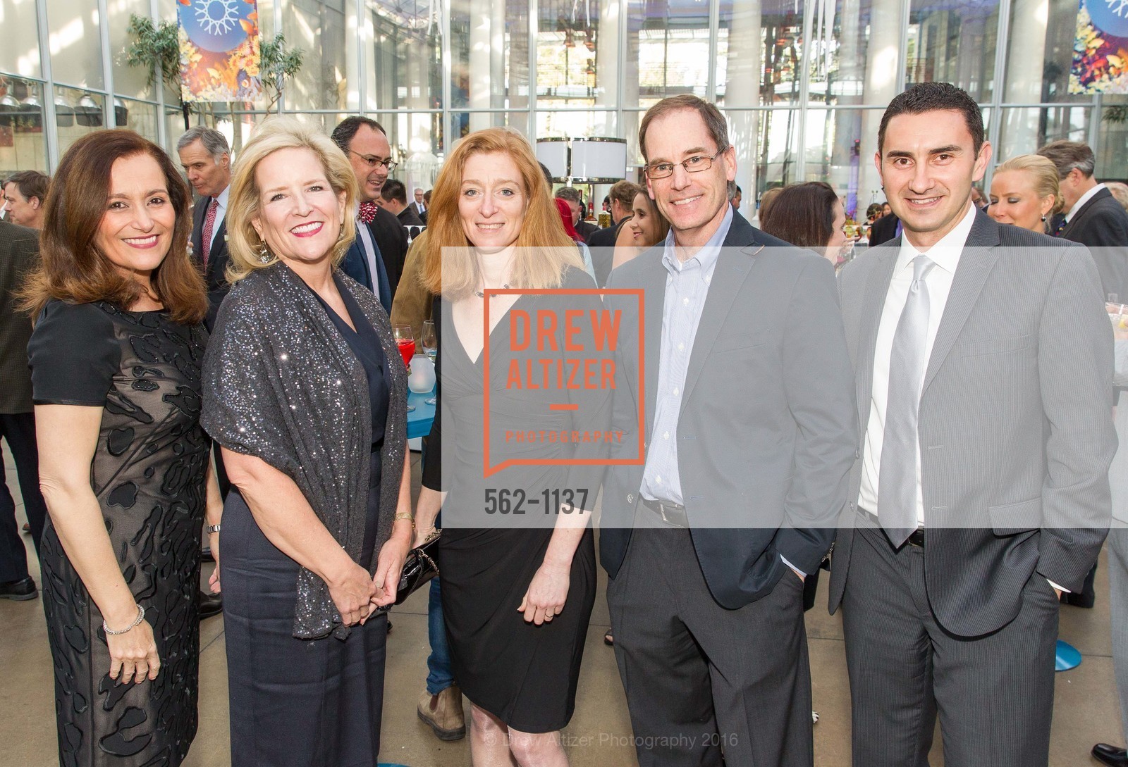 Geisha Williams, Helen Burt, Melissa Lavinson, Chris Benjamin, Tal Eslick, California Academy of Sciences - 2016 Big Bang Gala, California Academy of Sciences, April 28th, 2016, Photo #562-1137 Geisha Williams, Helen Burt, Melissa Lavinson, Chris Benjamin, Tal Eslick, Photo #562-1137