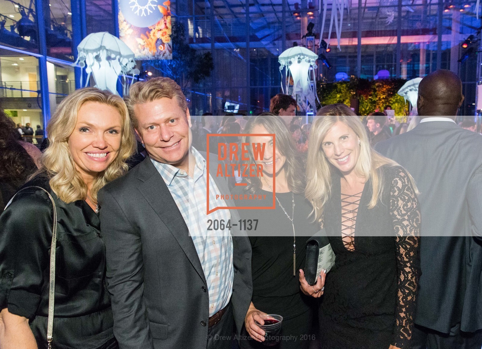 Diane Juenger, Tom Juenger, Denise Gordon, Tamara Hill, California Academy of Sciences - 2016 Big Bang Gala, California Academy of Sciences, April 28th, 2016, Photo #2064-1137 Diane Juenger, Tom Juenger, Denise Gordon, Tamara Hill, Photo #2064-1137