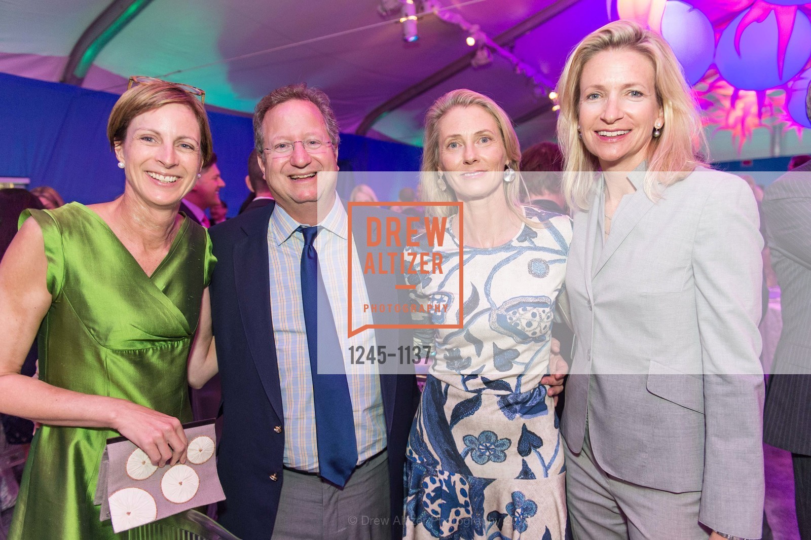 Lisa Sawyer, Philip Sawyer, Jennifer Caldwell, California Academy of Sciences - 2016 Big Bang Gala, California Academy of Sciences, April 28th, 2016, Photo #1245-1137 Lisa Sawyer, Philip Sawyer, Jennifer Caldwell, Photo #1245-1137