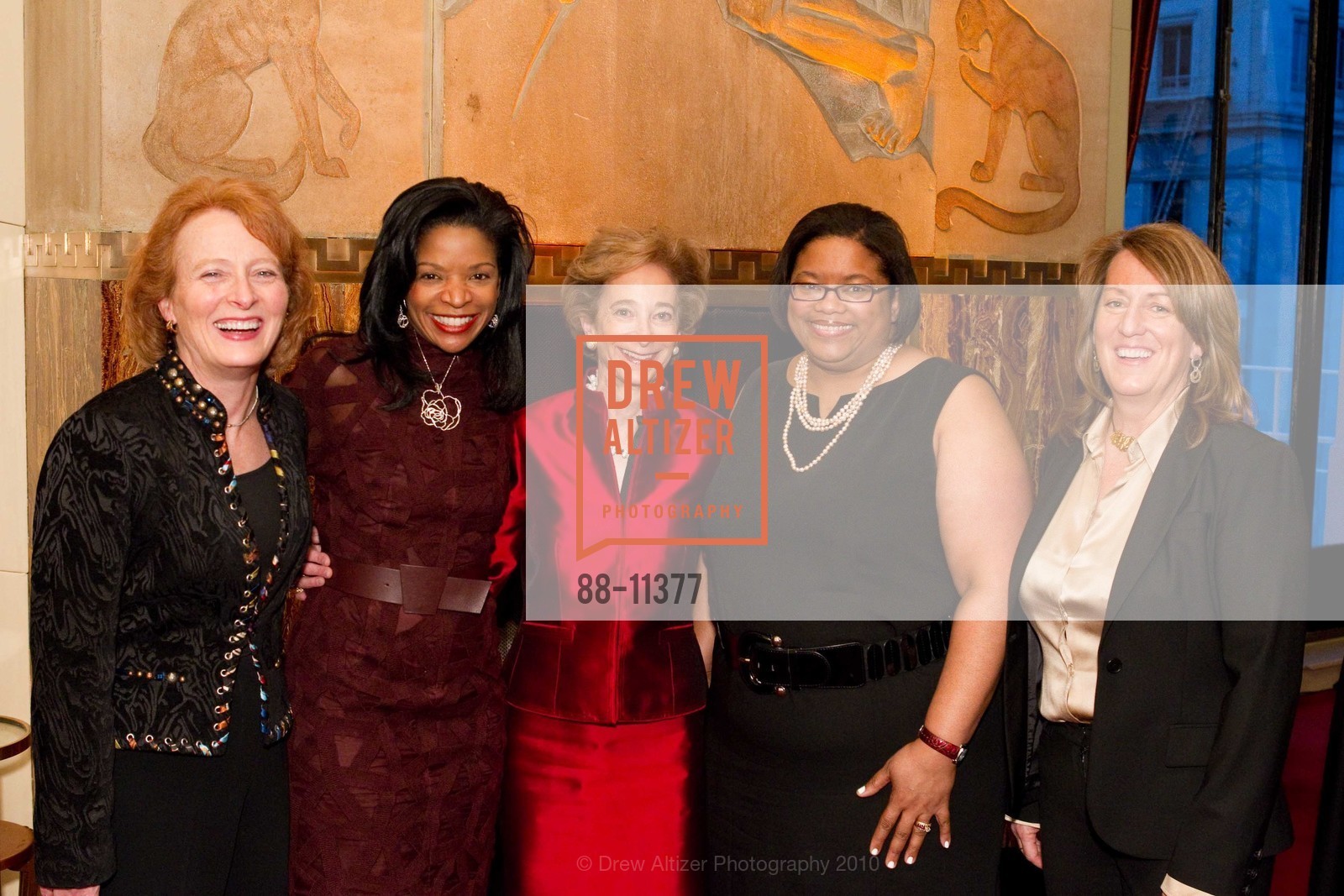 Anne Wilson, Pamela Joyner, Lynn Bunim, Yolanda Jackson, Kate Kendell, "Women Who Could Be President" Awards Reception, US, February 12th, 2010, Photo #88-11377 Anne Wilson, Pamela Joyner, Lynn Bunim, Yolanda Jackson, Kate Kendell, Photo #88-11377