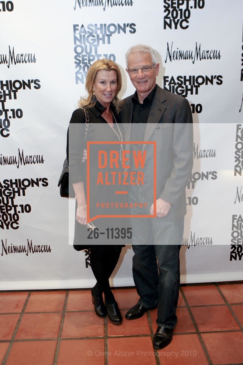 Denise Brownstein, Michael Brownstein, NEIMAN MARCUS PRESENTS Fashion's Night Out, US, September 12th, 2010, Photo #26-11395 Denise Brownstein, Michael Brownstein, Photo #26-11395