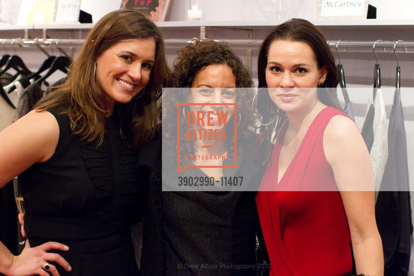 Ali Cox, Marcy Karpowitz, Keylee Sanders, PHILANTHROPIST BOUTIQUE Hosts A Pre-Gala Event For The AMERICAN RED CROSS of San Francisco, US, January 14th, 2010, Photo #3902990-11407 Ali Cox, Marcy Karpowitz, Keylee Sanders, Photo #3902990-11407